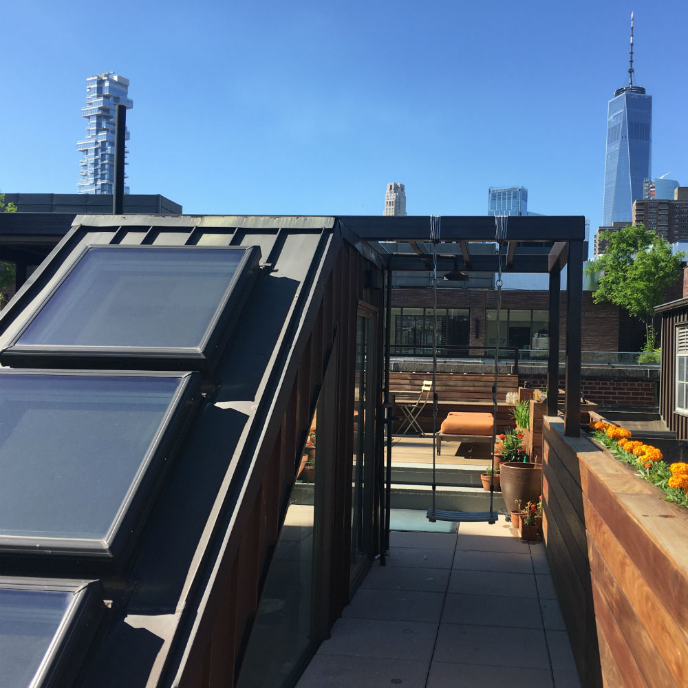 ROOFTOP DECK, NY